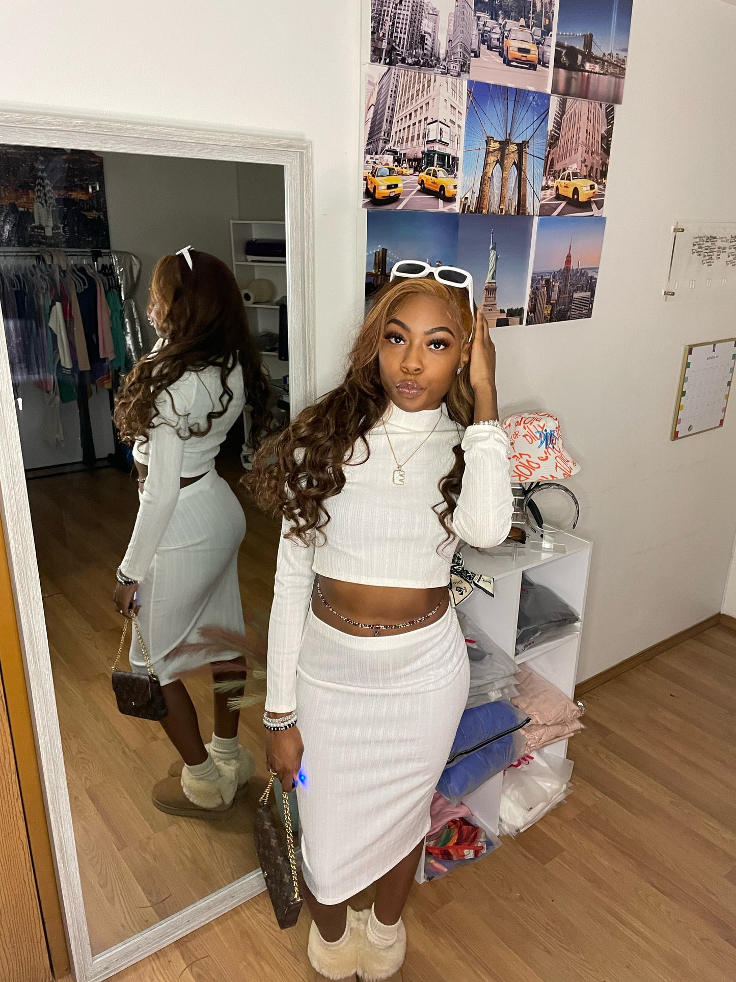 Amber set